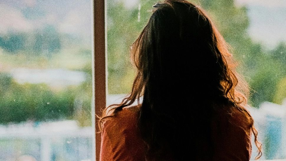 Obiceiurile nesănătoase la care trebuie să renunți primăvara. Te seacă de energie