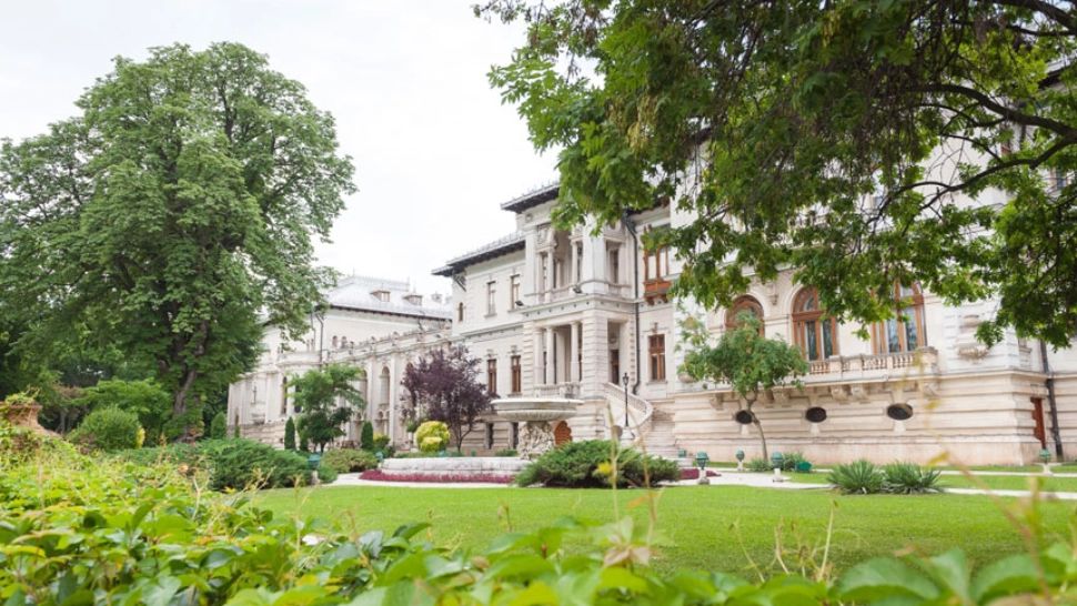 Grădina şi interiorul Palatului Cotroceni pot fi vizitate de acum de toți românii. Cât va costa un bilet 