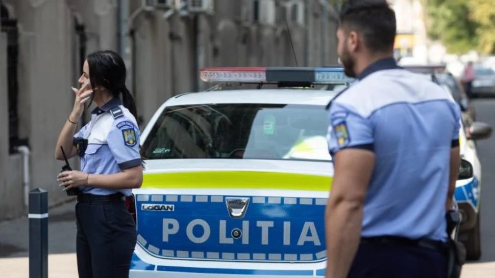 Incident șocant, la un liceu din Timișoara: un tânăr a vrut să intre în clădire cu O MACETĂ 