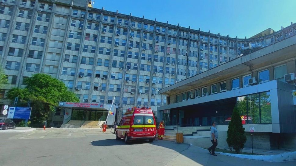 Focar de infecție la Spitalul Județean Constanța! Subsolul unității medicale, plin de șobolani morți, gunoaie și infiltrații 