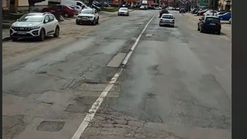 Vrea toată țara, dar a lăsat Câmpulung de izbeliște! Imagini halucinante cu orașul păstorit de șefa reziștilor VIDEO