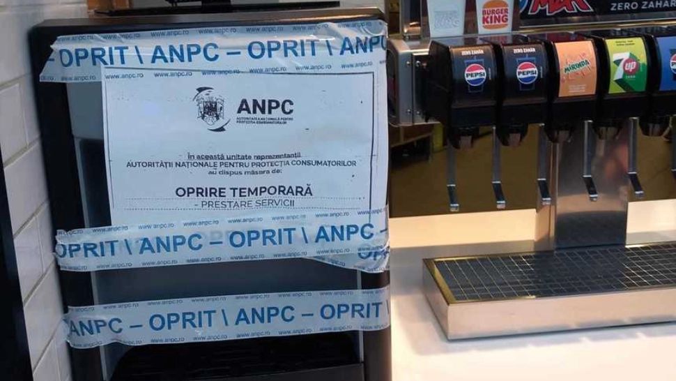 Dezastru într-un restaurant fast food din București. Incredibil ce au descoperit inspectorii de la Protecția Consumatorului 