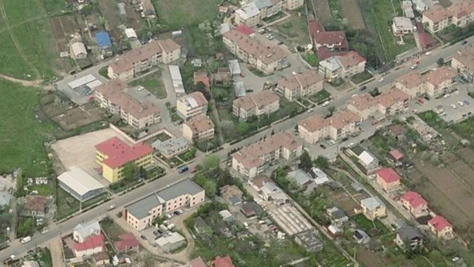 Localitatea aproape de București care atrage tot mai mulți români. Casele sunt ieftine și aerul este curat 