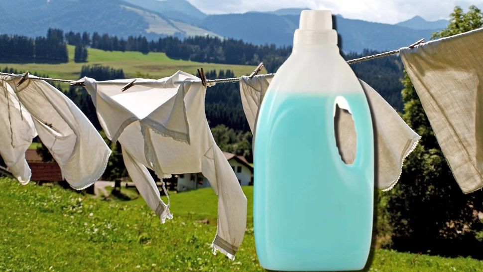 Motivul pentru care nu miros hainele a balsam după ce le speli. Greșeala pe care o fac chiar și cele mai experimentate gospodine