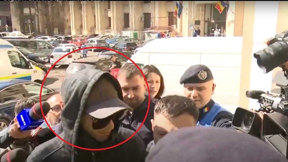 Bogdan Peșchir bogPR a ajuns din nou la audieri. Apărătorii săi susțin că acesta are parte de un tratament abuziv- VIDEO