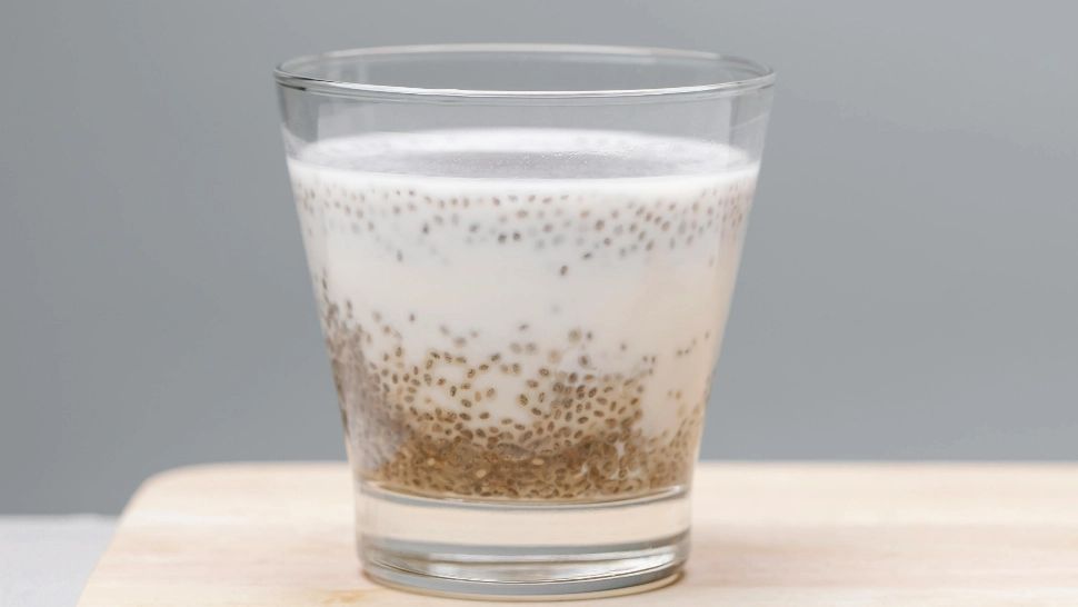 Budincă de chia cu banane. Rețeta delicioasă pentru un mic dejun sănătos și hrănitor