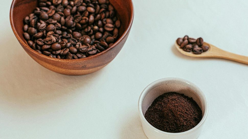 Medicamente pe care să NU le asociezi cu cafeaua. Ce se poate întâmpla în caz contrar