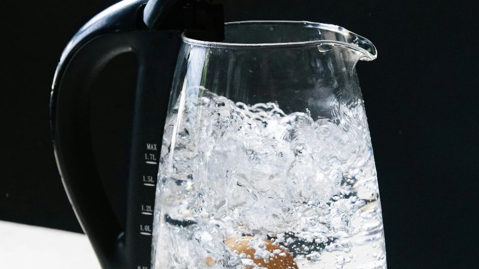 3 soluții să cureți fierbătorul de apă. Sfaturi utile