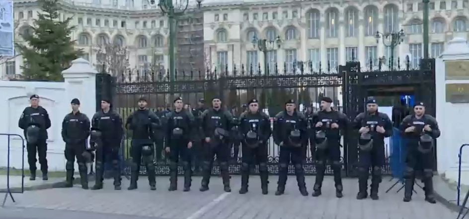 Mii de forțe de ordine vor acționa de Înviere, la nivel național, pentru asigurarea măsurilor de ordine publică 