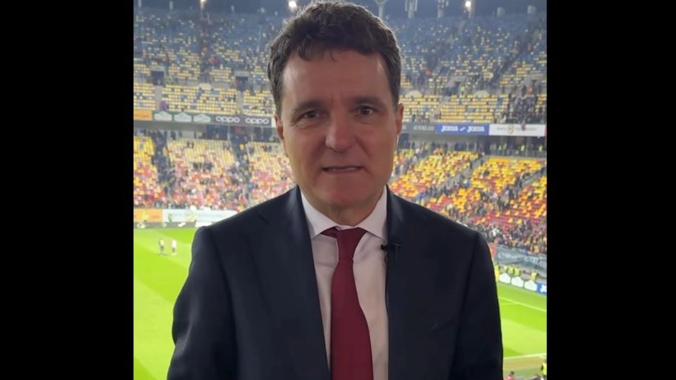 Nicușor Dan, taxat de suporteri după campania deșănțată de la meciul naționalei de fotbal VIDEO