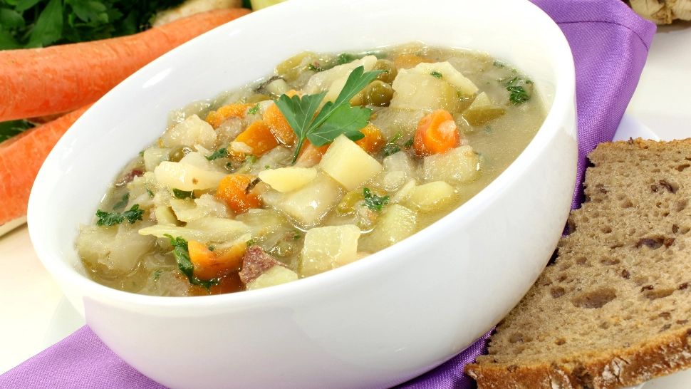 Supa ideală pentru slăbit. Contribuie la arderea grăsimilor și stimulează metabolismul: vei obține rapid o siluetă demnă de invidiat