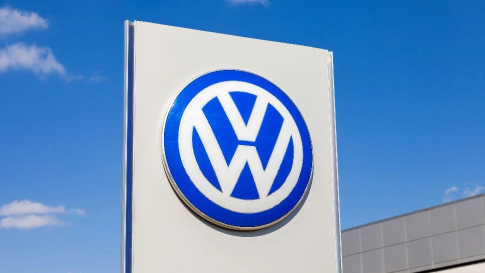 Peste 170.000 de SUV-uri Wolkswagen, rechemate din cauza unei probleme la capacul motorului: risc uriaș de INCENDIU. Modelele vizate