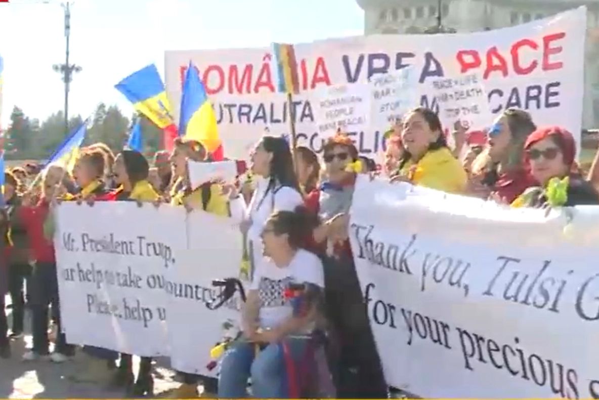 CCR a respins toate contestațiile la adresa lui Călin Georgescu. Numeroși români l-au susținut în fața instituției