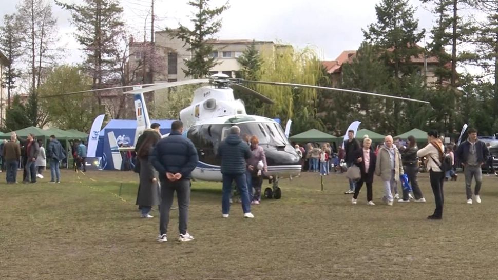 Video. Expoziție SRI la Cotroceni. Serviciul secret își arată forța: Elicoptere, drone și echipamente de asalt 