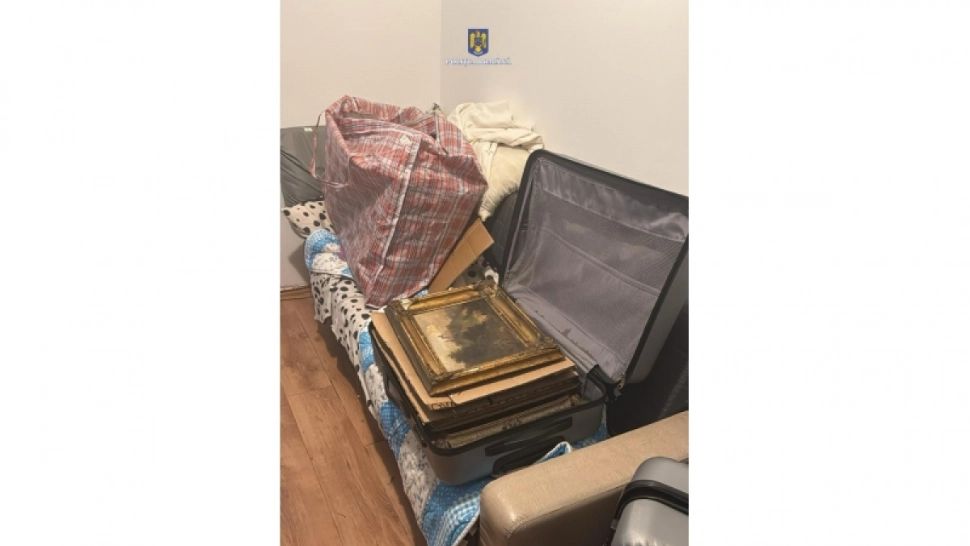 Percheziții într-un cartier social din Constanța, la indivizi suspectați că au furat tablouri din Italia - VIDEO