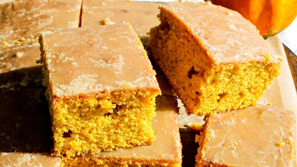 Rețetă de turtă dulce cu dovleac și alune. Un adevărat deliciu care îi va uimi chiar și pe cei mai pretențioși gurmanzi