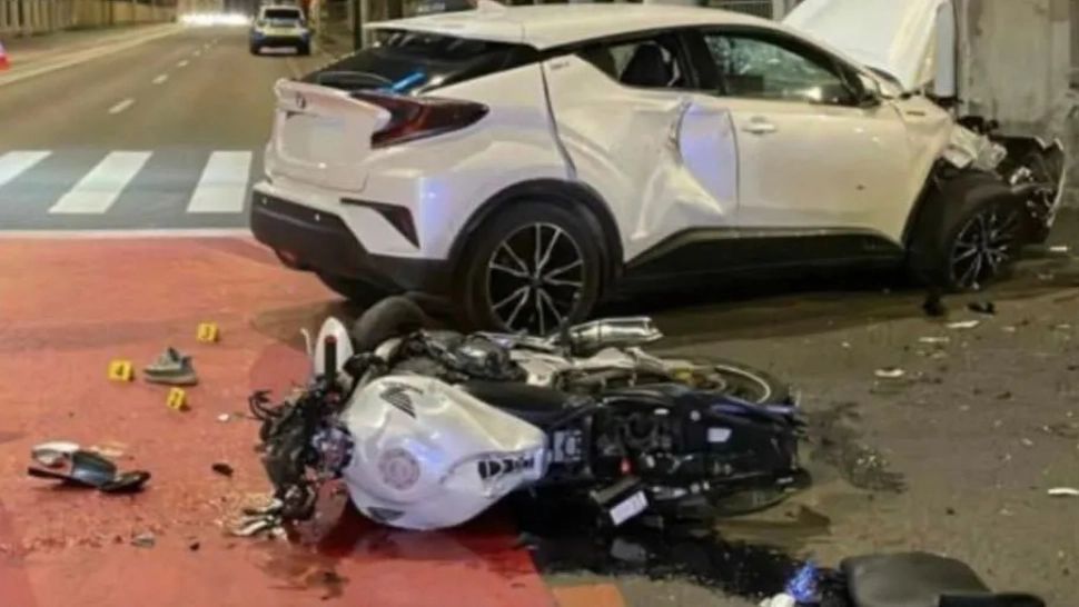 Grav accident rutier în Sibiu. Un motociclist de 21 de ani a fost spulberat de o mașină