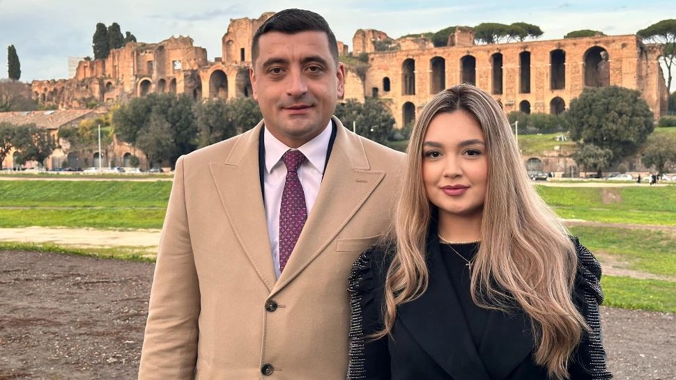 Ilinca Simion, mărturii din culisele căsniciei cu liderul AUR: George îmi cere părerea, discutăm politică acasă