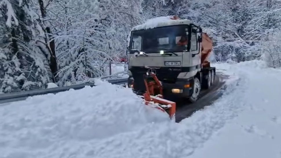 Vremea de iarnă a făcut prăpăd în țară. Care sunt zonele afectate în continuare și ce spun meteorologii? VIDEO