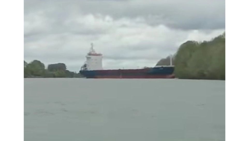 Incident grav pe canalul Sulina: Un cargou s-a lovit de mal din cauza unor probleme tehnice