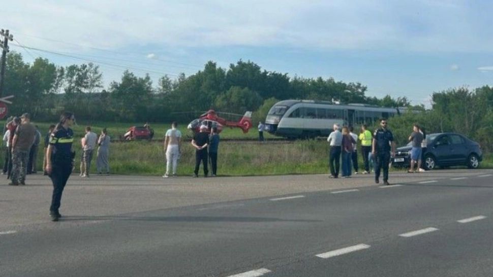 Cele două victime din mașina lovită de tren în jud. Timiș au DECEDAT. Poliția a stabilit cauza accidentului: cum s-a produs tragedia