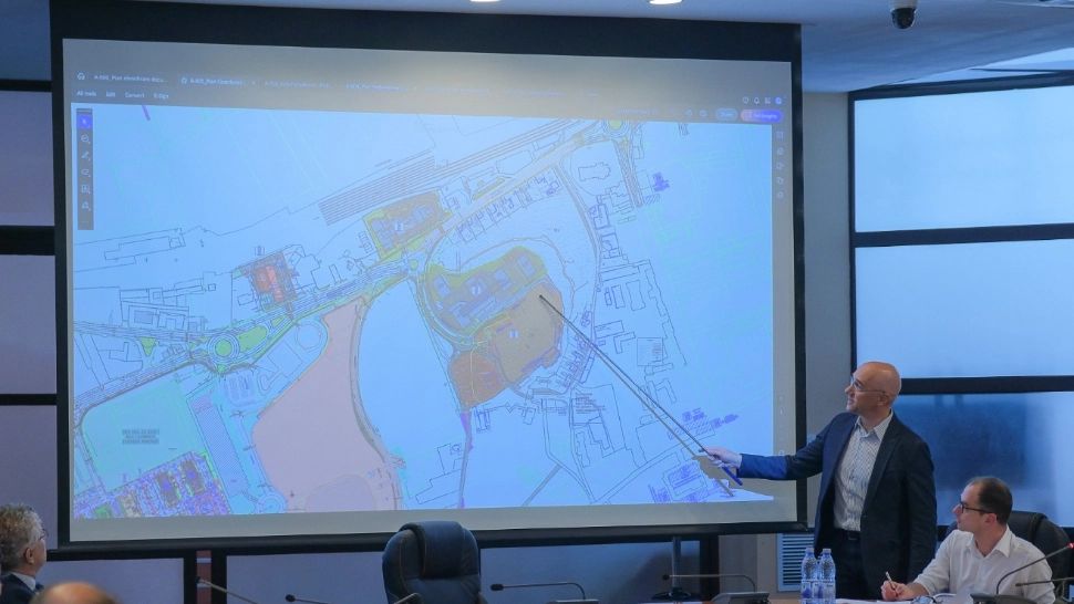 O stradă din România va avea o bandă care își va schimba sensul de mers în funcție de trafic. Unde se va implementa această măsură