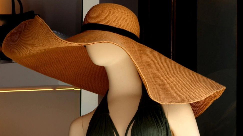 A păcălit sistemul timp de 16 ani: o femeie a pretins că este mută pentru a primi pensie de handicap