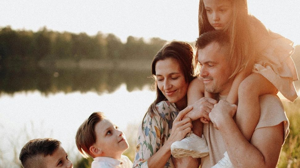 Cuvintele pe care trebuie să i le spui frecvent copilului tău. Îi vor spori încrederea în el și îl vor apropia de tine