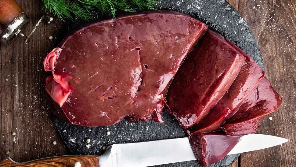 Cum poți prepara ficatul de miel. Sfaturi pentru a-l înfrăgezi și a obține cel mai gustos preparat, bogat în vitamine