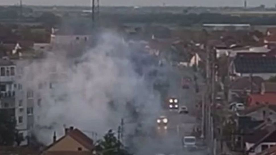 Un șofer a rămas fără permis după ce a provocat un nor gros de fum pe o stradă din oraș