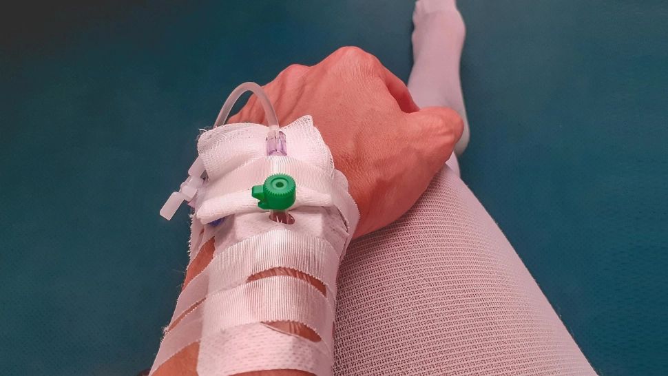 Scandal într-o maternitate din România! O femeie programată la cezariană nu a mai născut și acuză că a stat 24 de ore nemâncată în spital