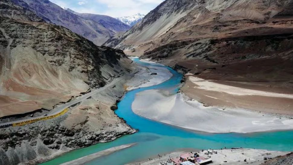 Două țări se află în prag de război, după ce una a decis să oprească un râu să mai curgă către vecini