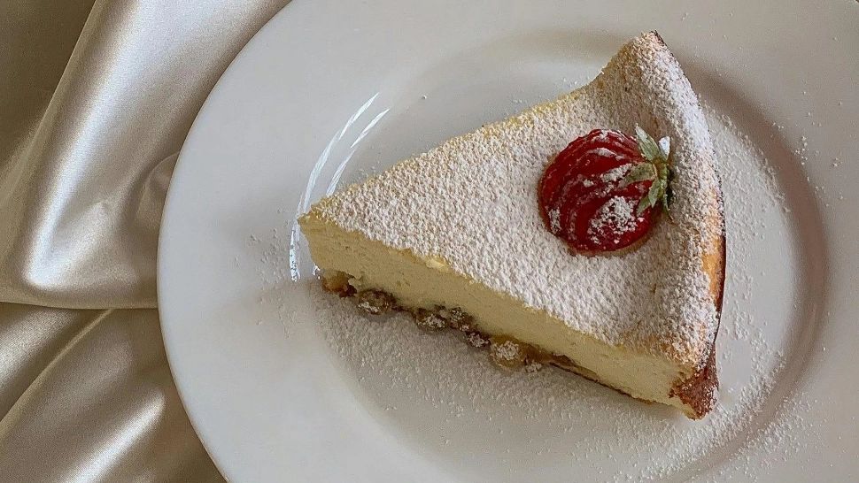 Plăcintă cu iaurt și lămâie. O rețetă extrem de rapidă și foarte gustoasă