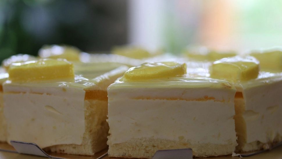 Prăjitură cu lămâie, un desert de care nu te mai saturi. Trebuie să o  ai pe masa de Paște