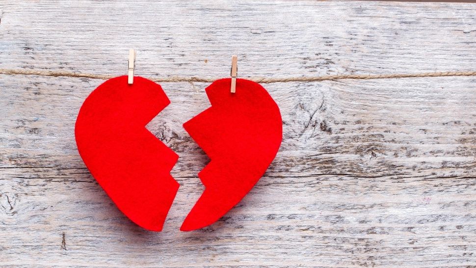 Cum reacționează fiecare zodie în parte când este rănită în dragoste. HOROSCOPUL inimilor frânte 