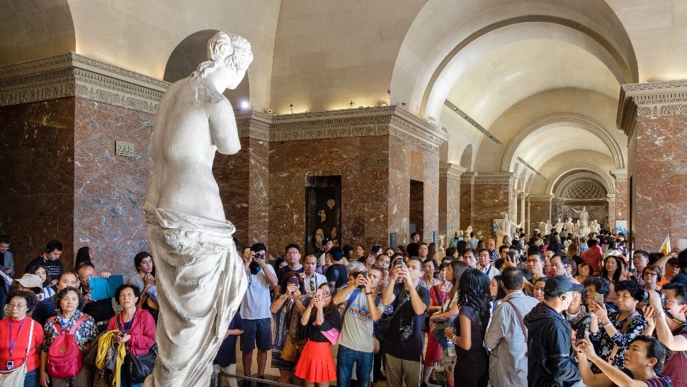 Legătura puțin știută dintre luna APRILIE și ziua de VINERI