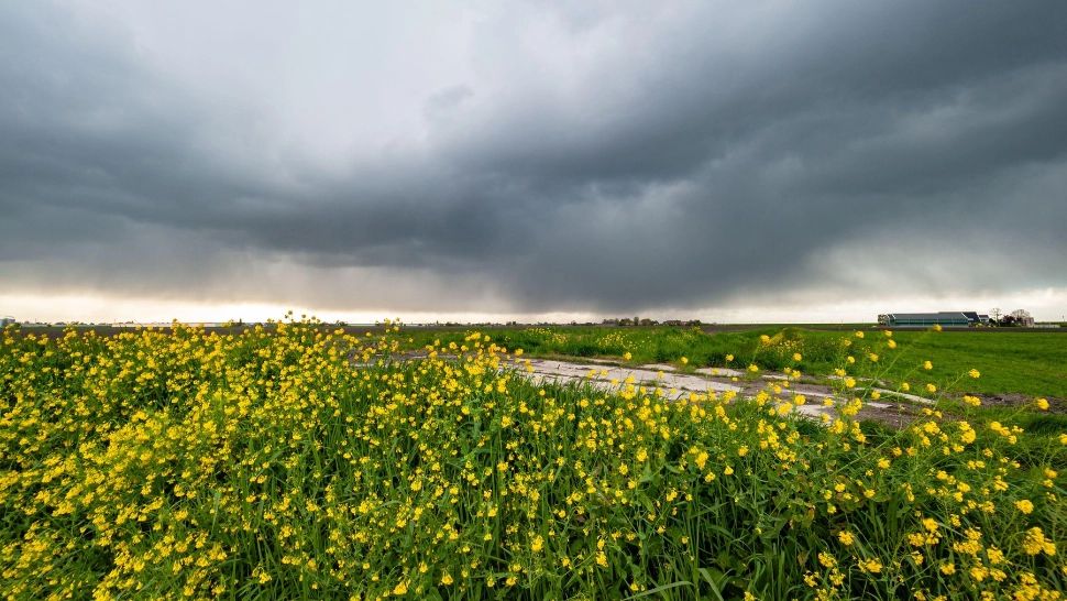 Avertizare Cod galben, emisă de ANM. Sunt așteptate FURTUNI în peste jumătate din țară. Recomandările IGSU - HARTA