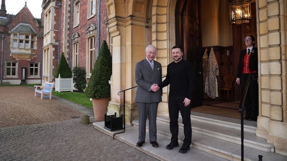 RESTRICȚII DE SECURITATE la reședința regelui Charles după vizita lui Zelenski de la începutul lunii martie. Mai multe drone au fost reperate