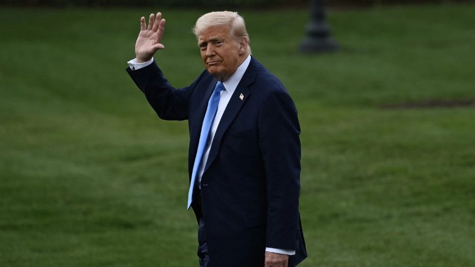 România încearcă să repare relația cu SUA după seria de gafe. Cine sunt cei doi trimiși speciali ai guvernului la Mar-a-Lago ca să stea de vorbă cu Trump