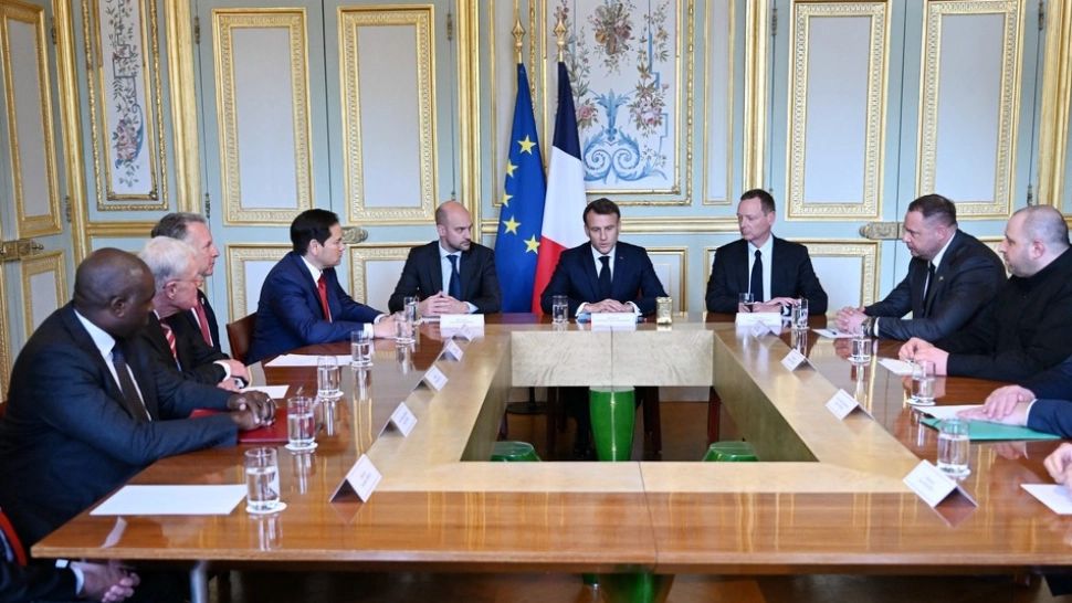 Gafă de proporții. Trimisul lui Trump la Paris a comparat palatul Elysee cu clubul de la Mar-a-Lago