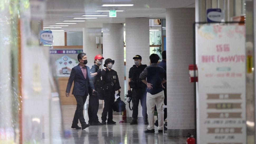 Atac cu cuțitul într-un liceu din Coreea de Sud! 5 persoane, printre care și directorul unității de învățământ, au fost rănite. Ce spune poliția