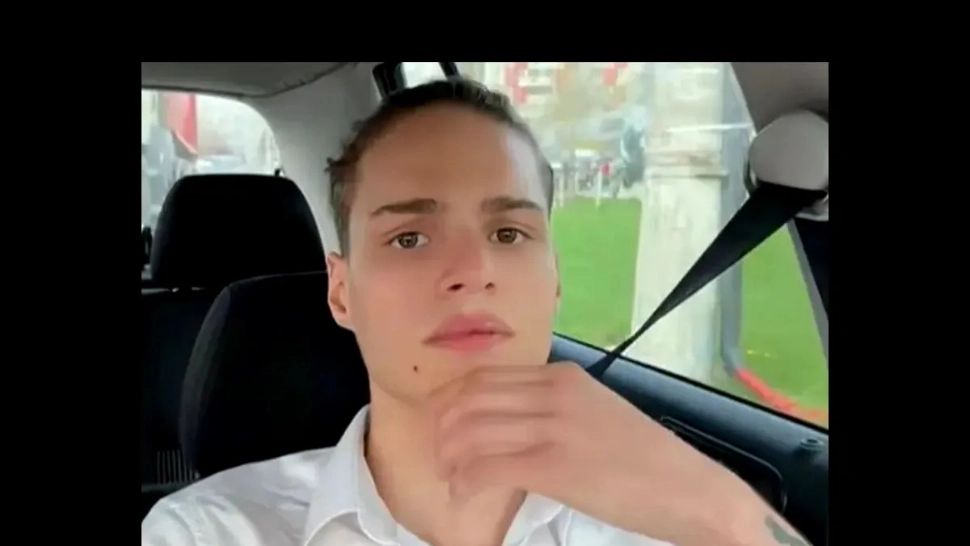 Rareș, tânărul lăsat să moară în urma unei supradoze de droguri, a fost incinerat. Dealerul "Maru" a fost arestat