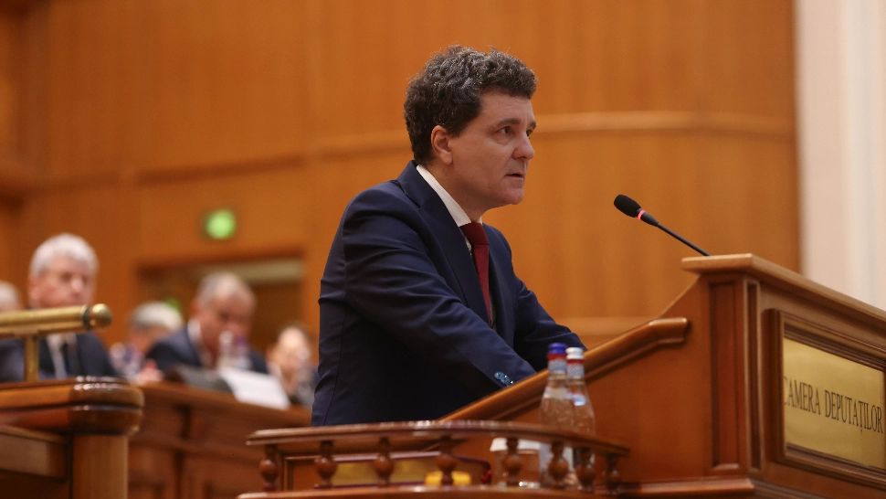 Principalele direcții enunțate de Nicușor Dan în discursul din Parlament: stoparea evaziunii fiscale, reducerea şi eficientizarea cheltuielilor statului