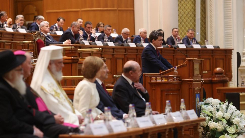 Jocurile lui Traian Băsescu: cum îl influențează pe Nicușor Dan în formarea guvernului