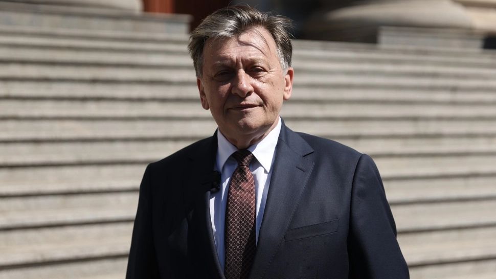 Crin Antonescu, lovitură la Nicușor Dan: „Rețeaua securistico-propagandistică din spatele dlui Dan a câștigat din nou”