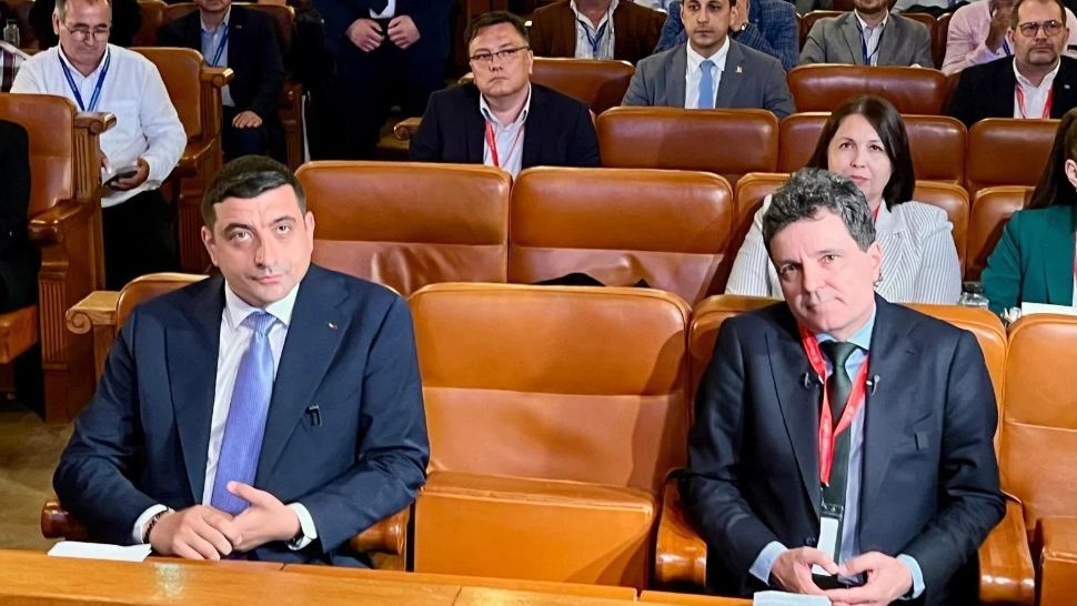 Tensiuni la dezbaterea electorală: George Simion îl pune la zid pe Nicușor Dan și îl acuză de lipsă de transparență privind finanțarea campaniei