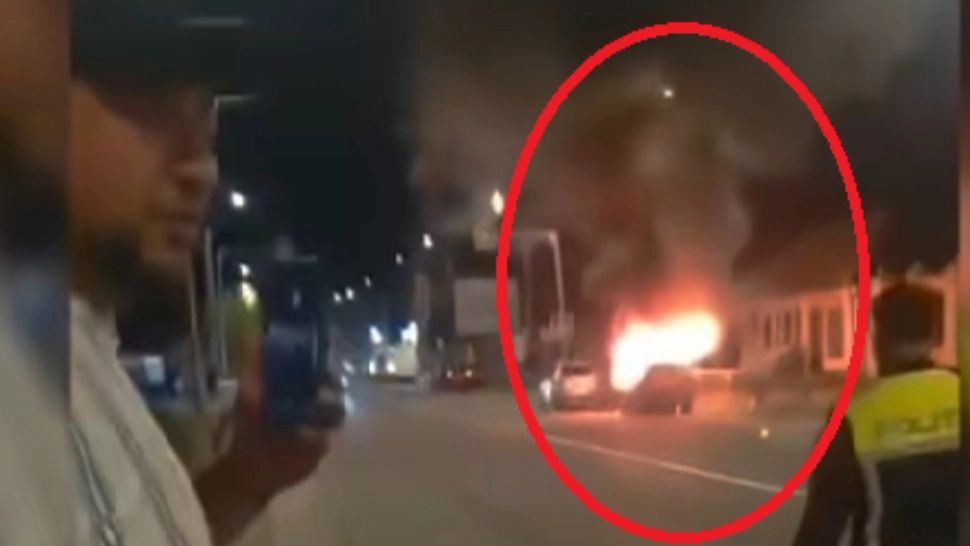 Atac mafiot cu cocktail molotov în plină stradă, la Strehaia! În mașina incendiată se afla o sumă mare de BANI