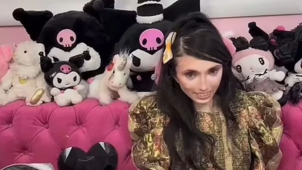 O vedetă You Tube, adeptă a curelor severe de slăbire, s-a prăbușit în timpul unui live. Fanii se tem de ce este mai rău – VIDEO