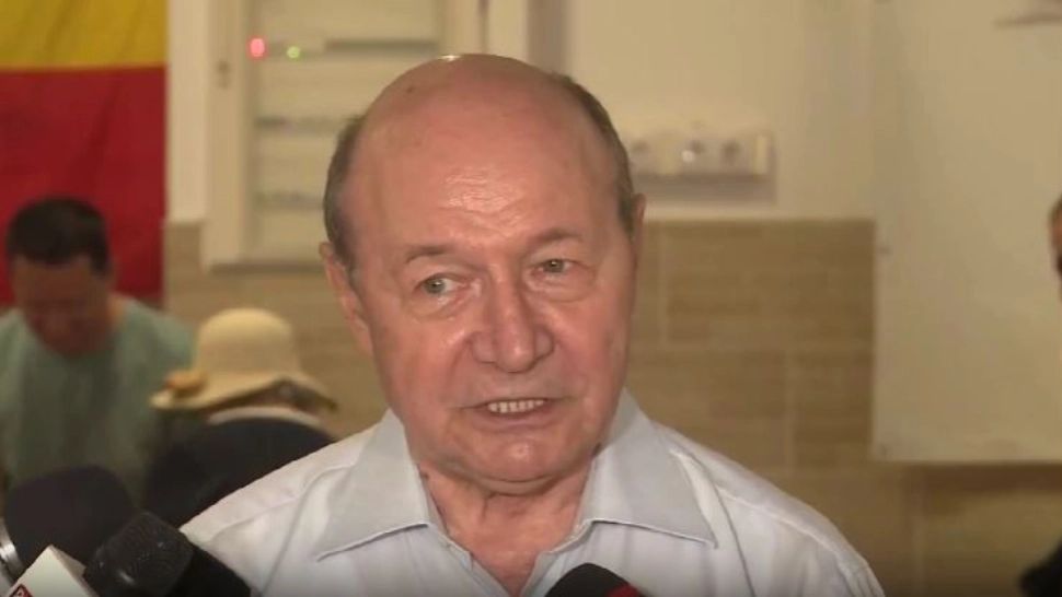 Băsescu, dispreț către DIASPORA pentru a-l duce pe Nicușor la Cotroceni. Acesta l-a atacat și pe George Simion