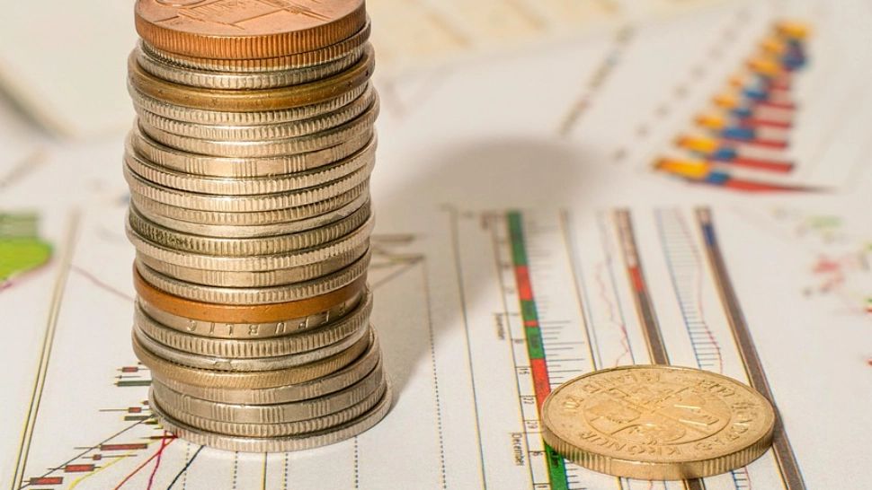 Zile DECISIVE! Încep negocierile pentru traiul românilor. Măsuri analizate: TVA de 21% și IMPOZIT mai mare pe salarii